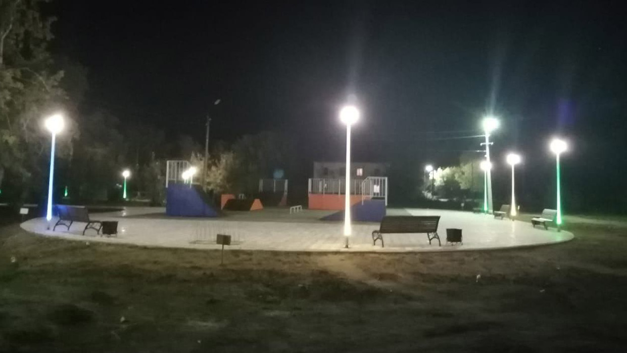 Светящаяся опора для парка в Славгороде - 1