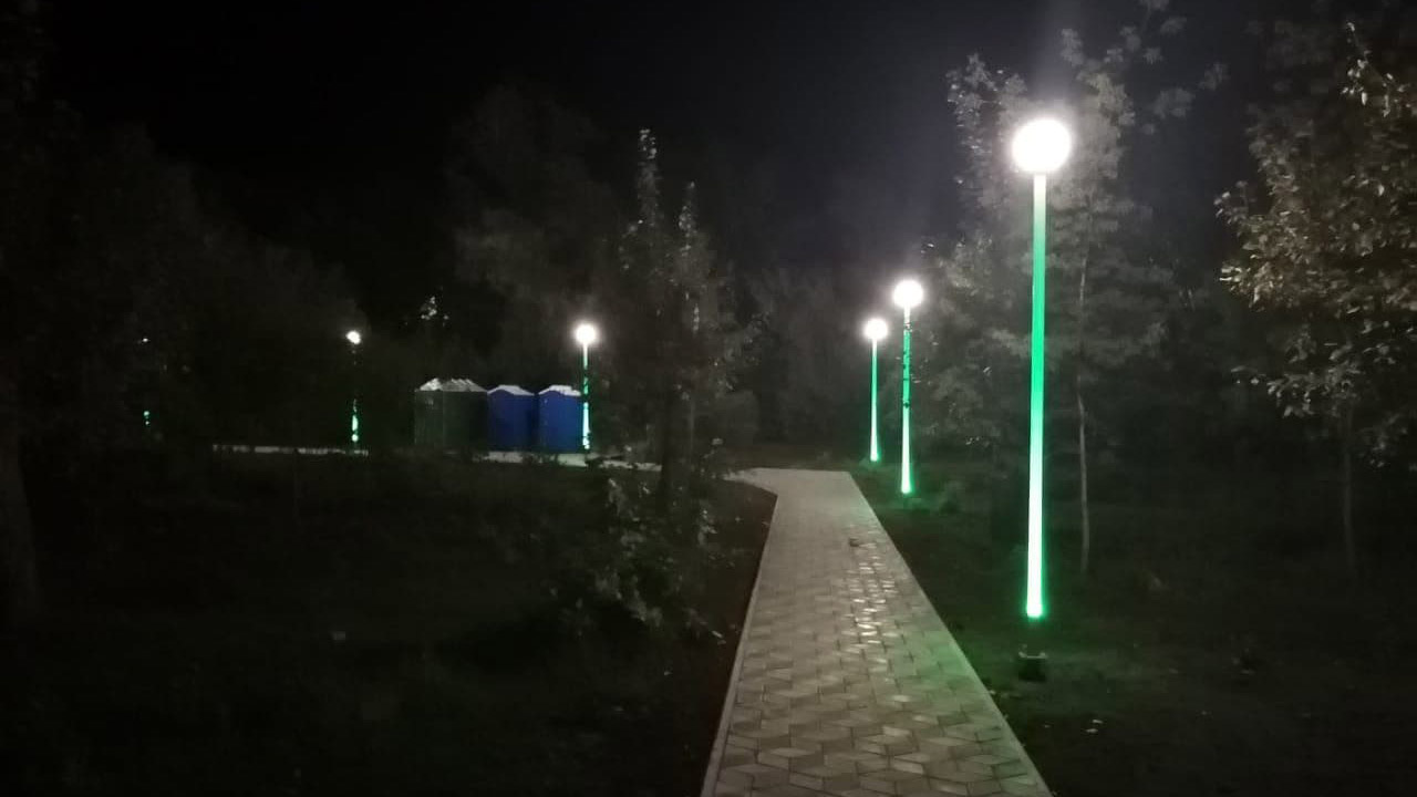 Светящаяся опора для парка в Славгороде - 2